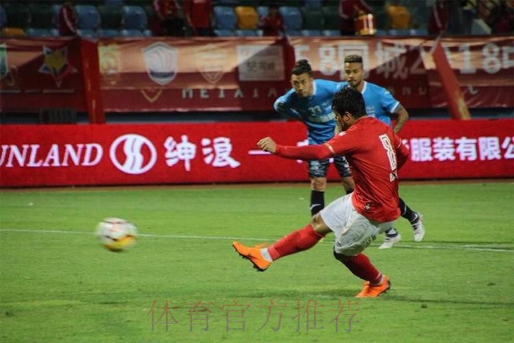 野牛帽子戏法助梅县获赛季首胜 绿城终结连败